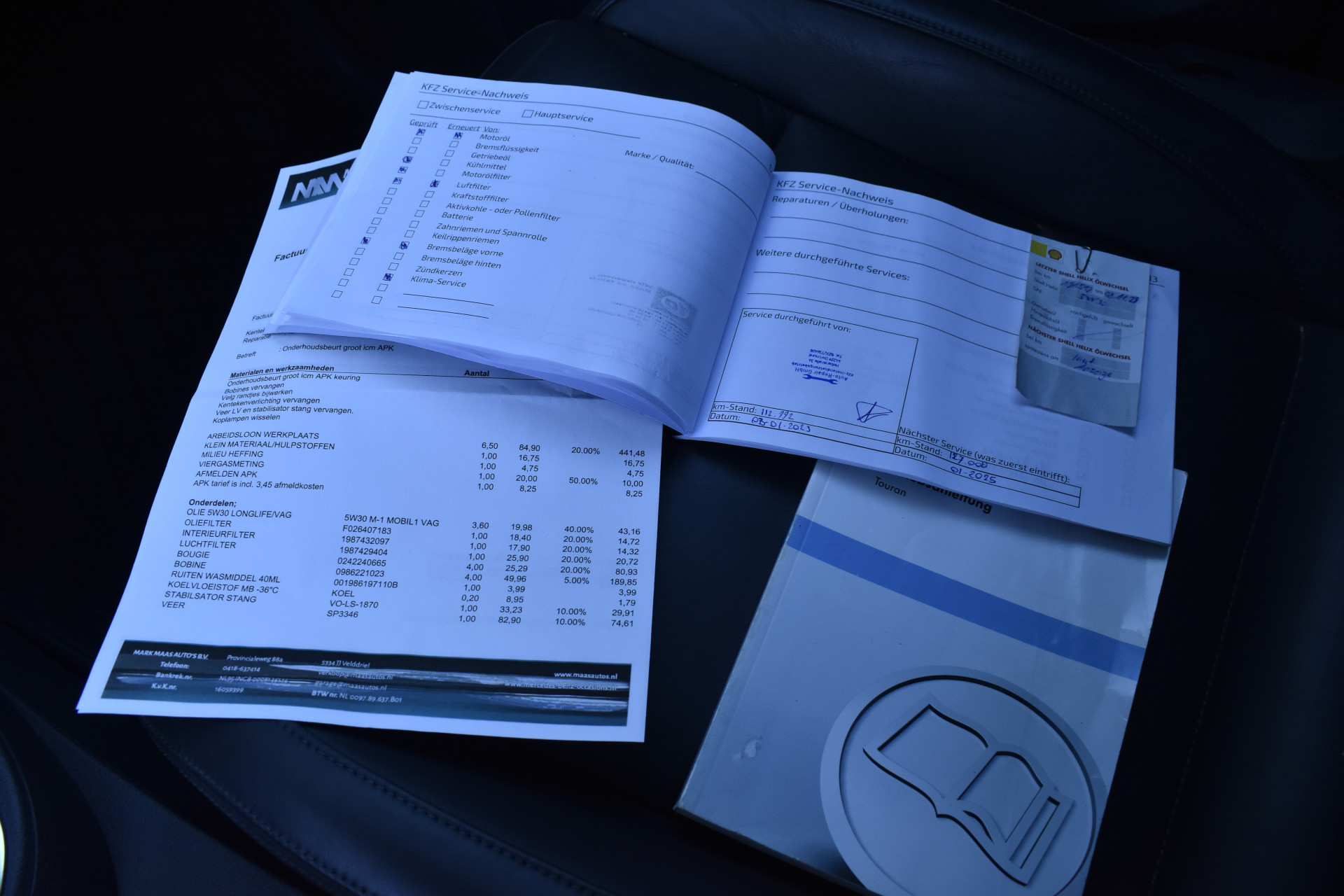 45383165-16.jpg